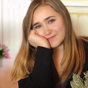 Meet your Posher, Gaby